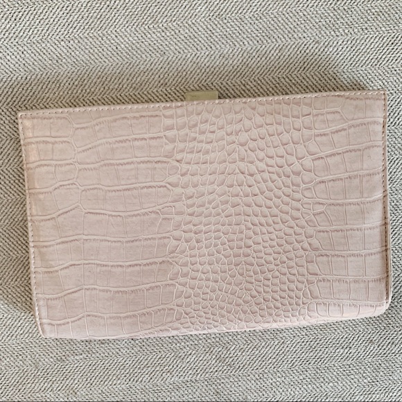 Blush Pink Snakeskin Clutch - Picture 1 of 2